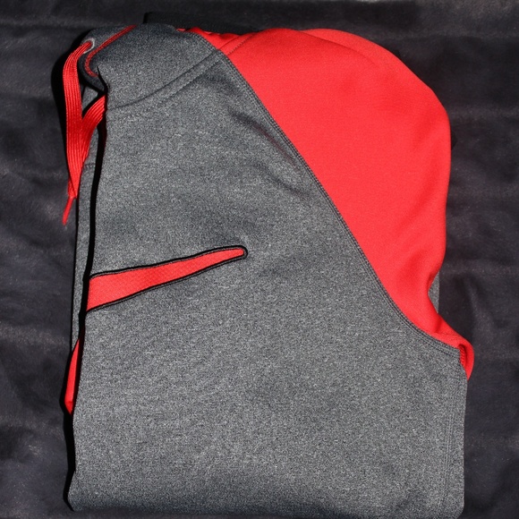 Nike Thermal-Fit Pullover Hoodie Red & Gray - Picture 4 of 4